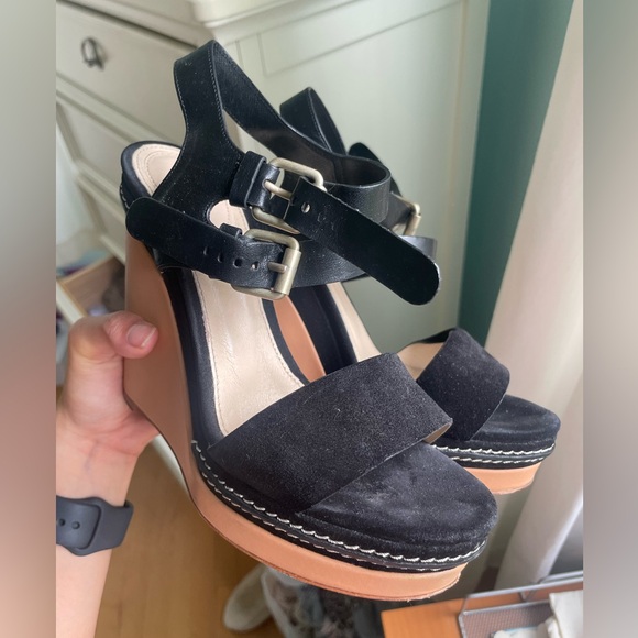 CHLOE WEDGES - Picture 2 of 3